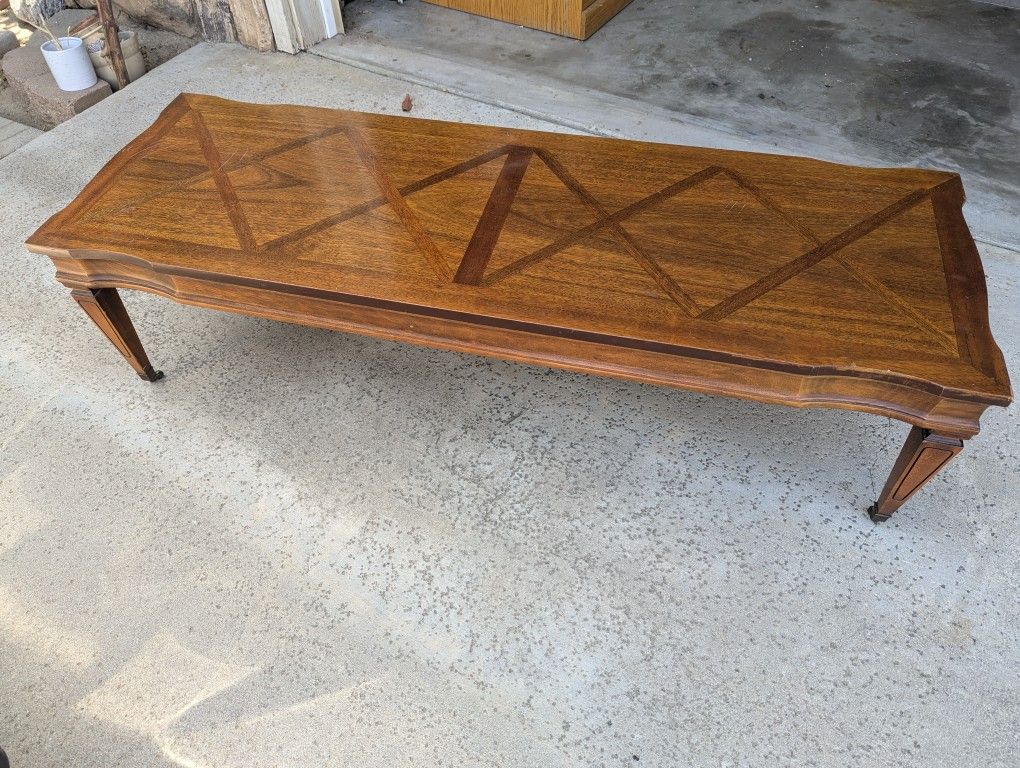 Wood Inlayed Coffee Table With Wheels