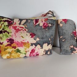 Tapestry Purse With Matching Cushion Sunglass Case 