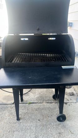 Traeger tailgate smoker