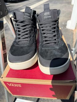 Vans UltraRange Hi Sneakers, size 10.5