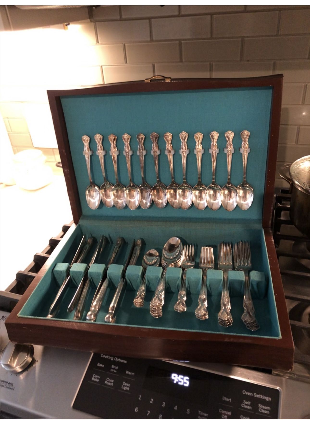 63 Piece Vintage WM Original Rogers Mfg. Co. Extra Plate Silverware Set