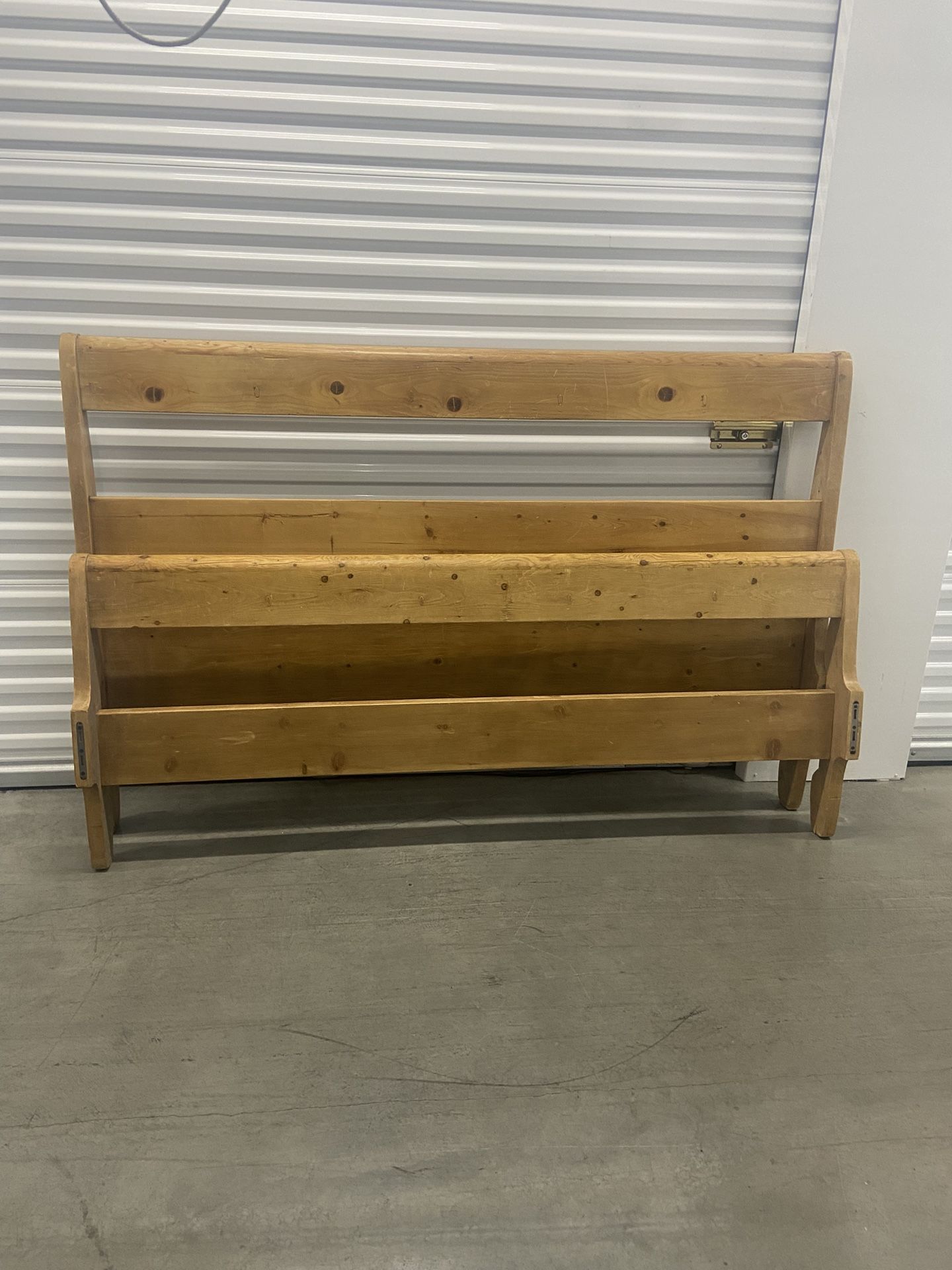 Queen, Pinewood Bed Frame