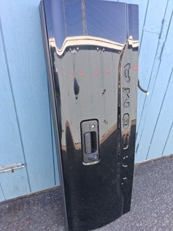 Black Toyota Tacoma tailgate  great condition