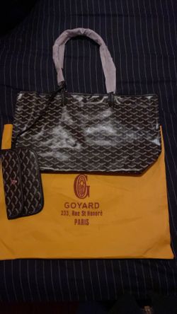 Black luxury style purse