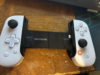 Backbone for iPhone 14 pro and any phone below