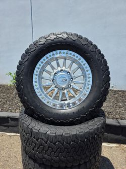 20" LOCK Trail wheels/rims 35x12.50R20 BfGoodrich KO2 tires