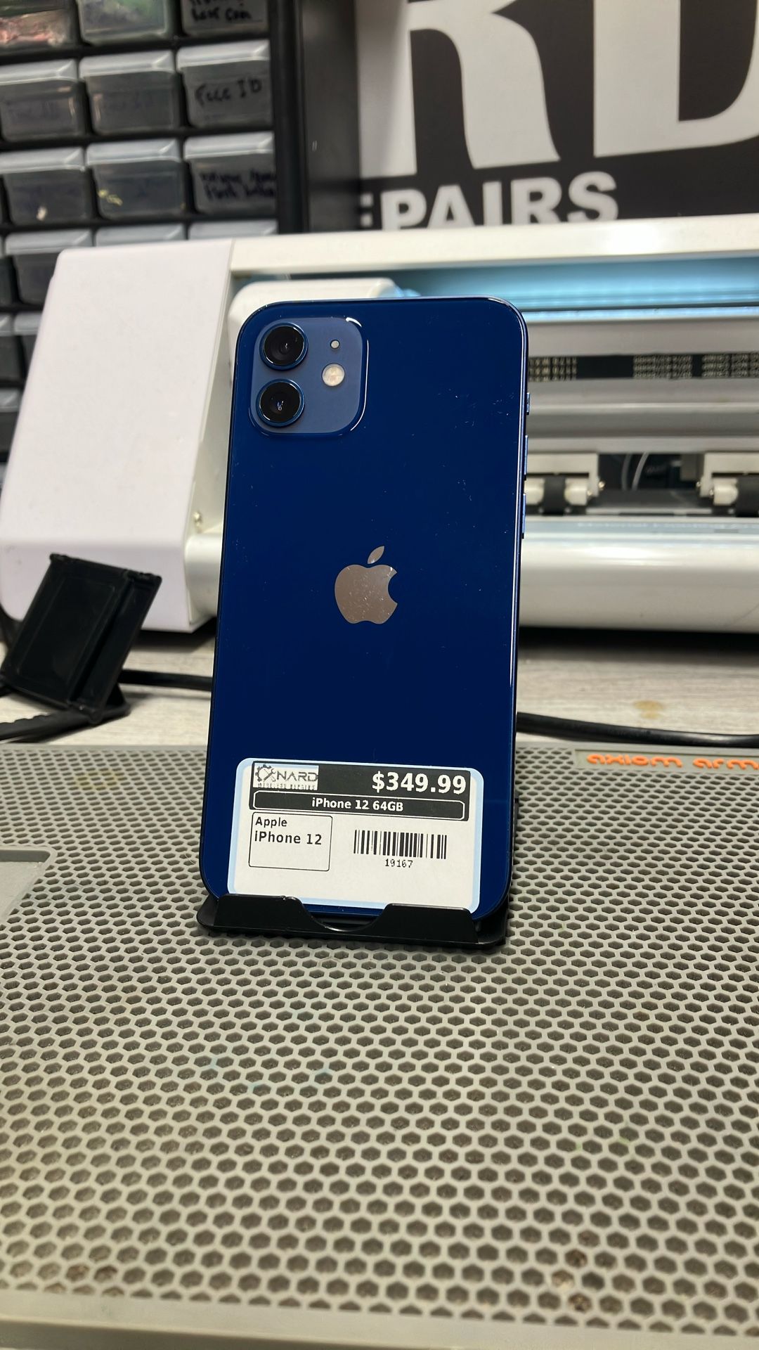 iPhone 12