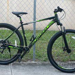 Schwinn Boundary MTB, 29” Wheels Size 