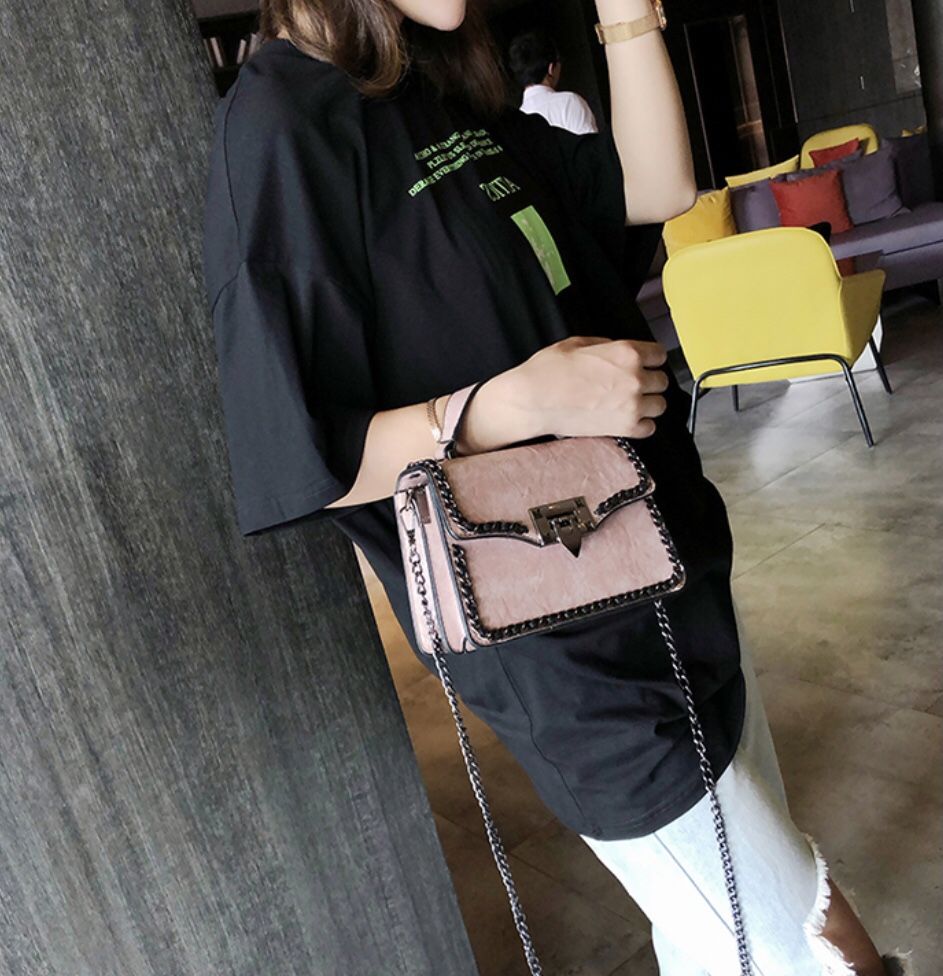 Handbag chain lock blush pink womens shoulder Luxury