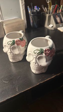 Ceramic Skull Mugs with Rose Detail – Set of 2 for $8