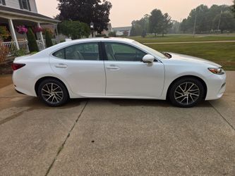 2016 Lexus ES350