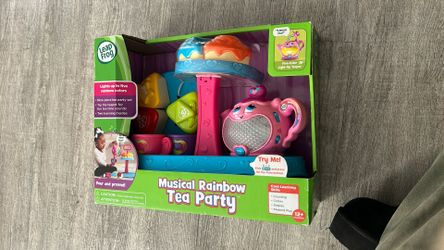 Leapfrog, musical rainbow tea party