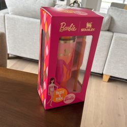 Barbie Stanley 40oz 