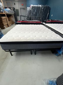 Brand New Queen Mattress Floor Models - 
Only $40 Down!