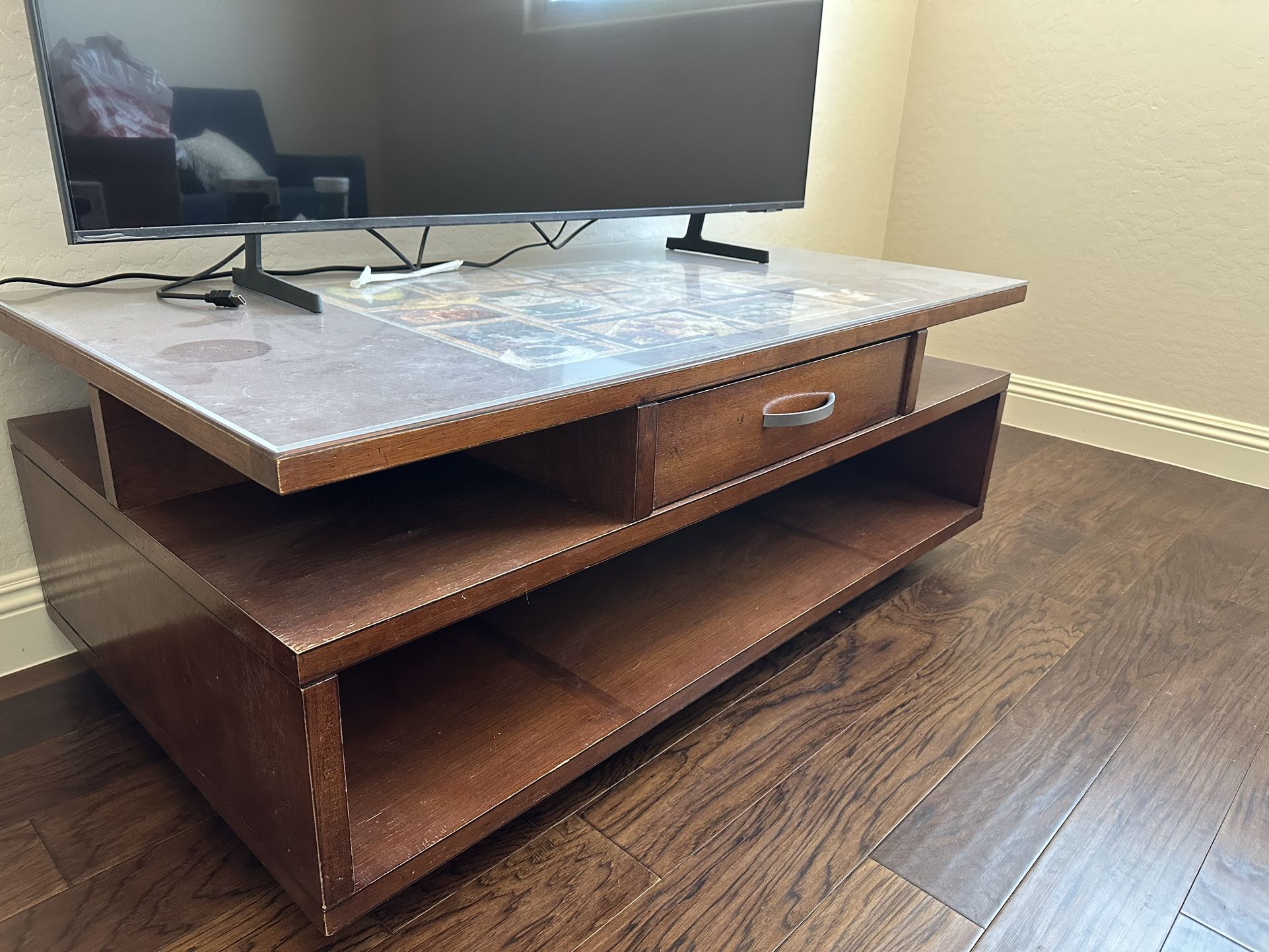 Coffee Table With Side Tables