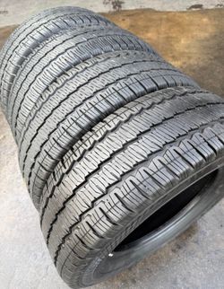 235/65/16 Firestone Vendo un set de llantas  con 80% Vida en excelente condiciones de Vida las 4 🫡🤑
 Selling a set of 4 tires with 80% tread life re