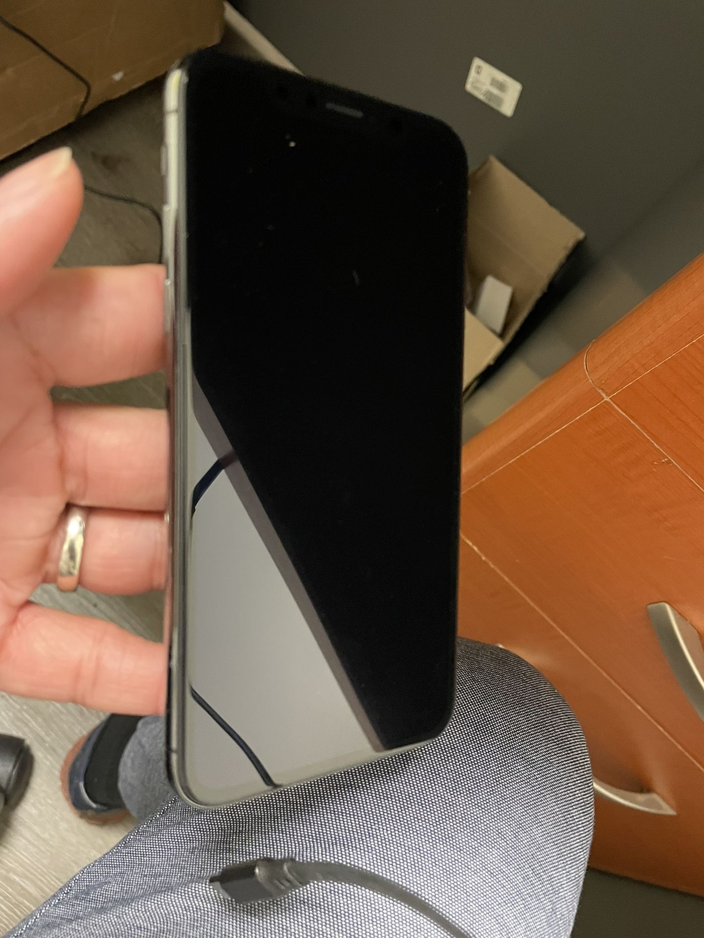 IPHONE X UNLOCKED