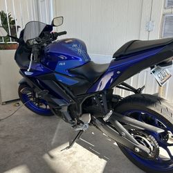 2023 Yamaha R3