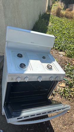 Hot point gas stove