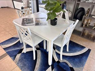 For Sale CHEAP Dining Set...Ask For Price. Not Free.