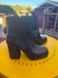 Steve Madden boots