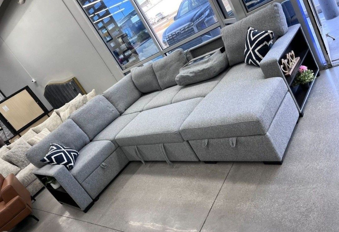 ✅️✅️4 pc Grey boucle fabric sectional sofa with storage chaise and love seat and pop up sleep area in center drop down tray tables✅️✅️✅️