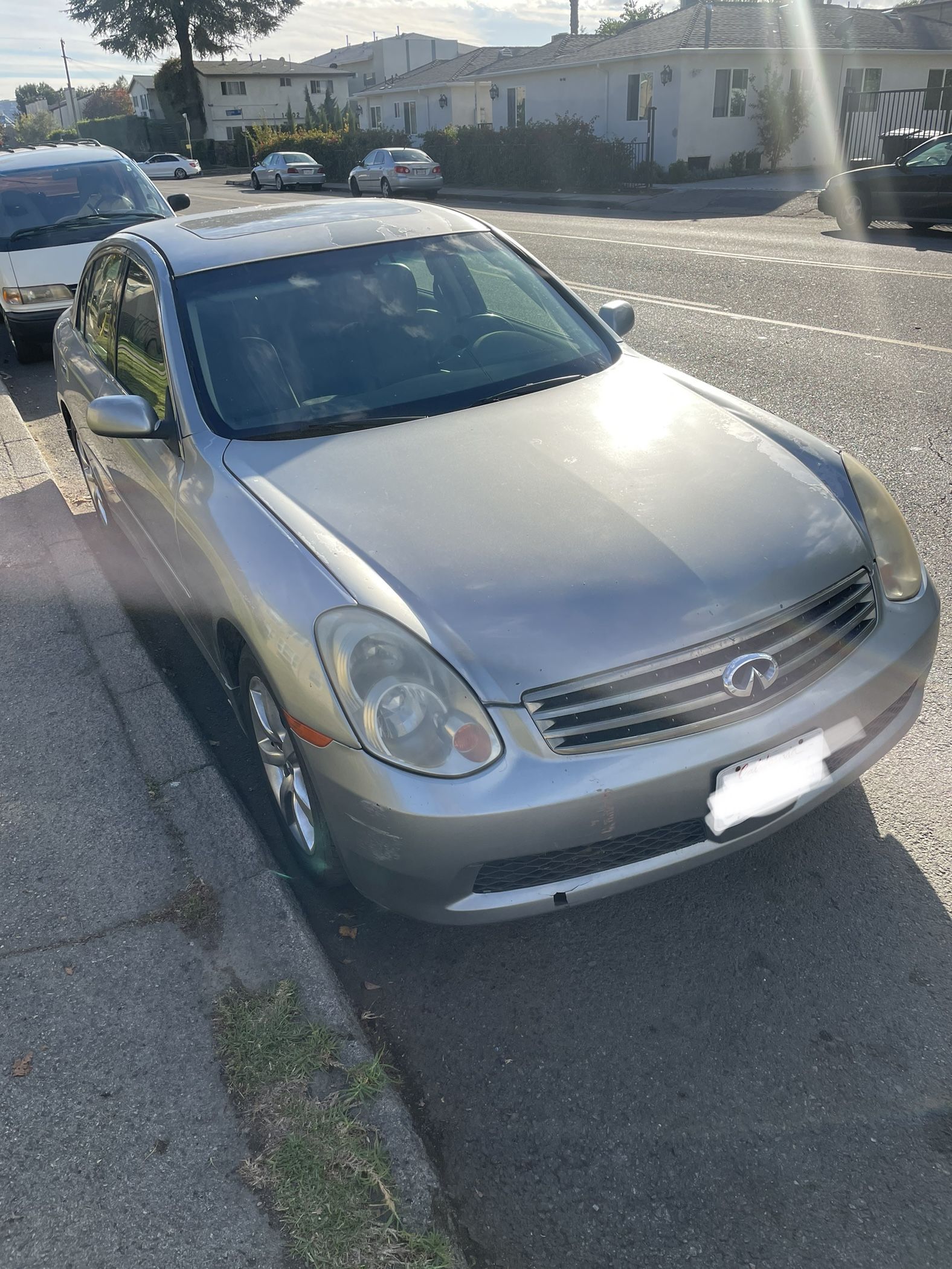 Head Turning Infiniti G35X: A Timeless Design - 58nupqr