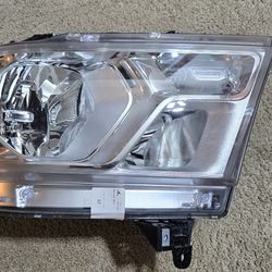 2019-2024 Dodge Ram 1500 RIGHT Passenger OEM HALOGEN Headlight Lamp 