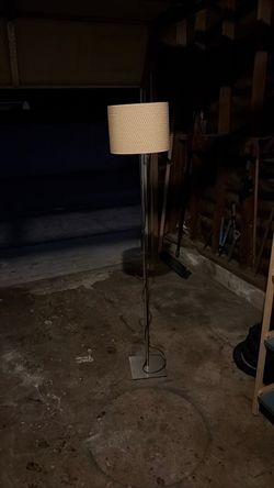 Floor Lamp with Woven Drum Shade