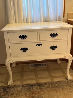 3-Drawer White chest