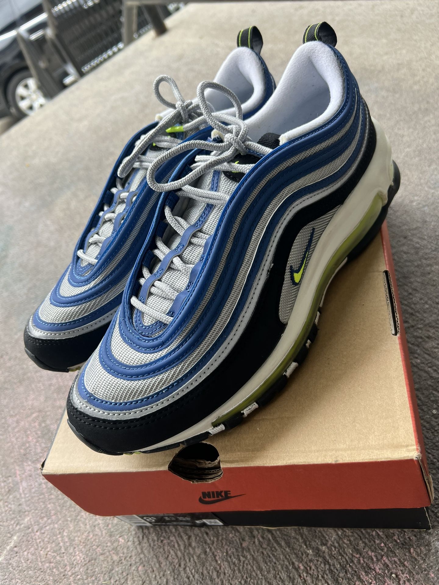 Sz 8.5 Air Max