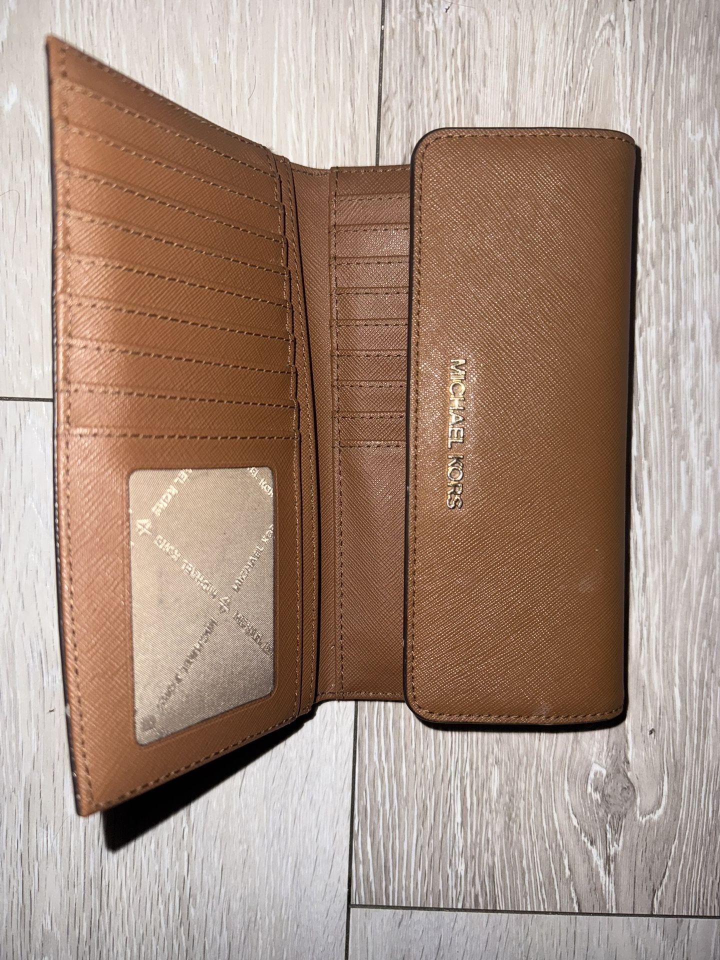 Micheal Kors Wallet