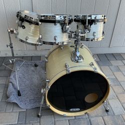 Drums