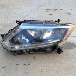 2014 - 2016 NISSAN ROGUE LH DRIVER SIDE HEADLIGHT OEM