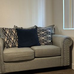 Love Seat / Sillón
