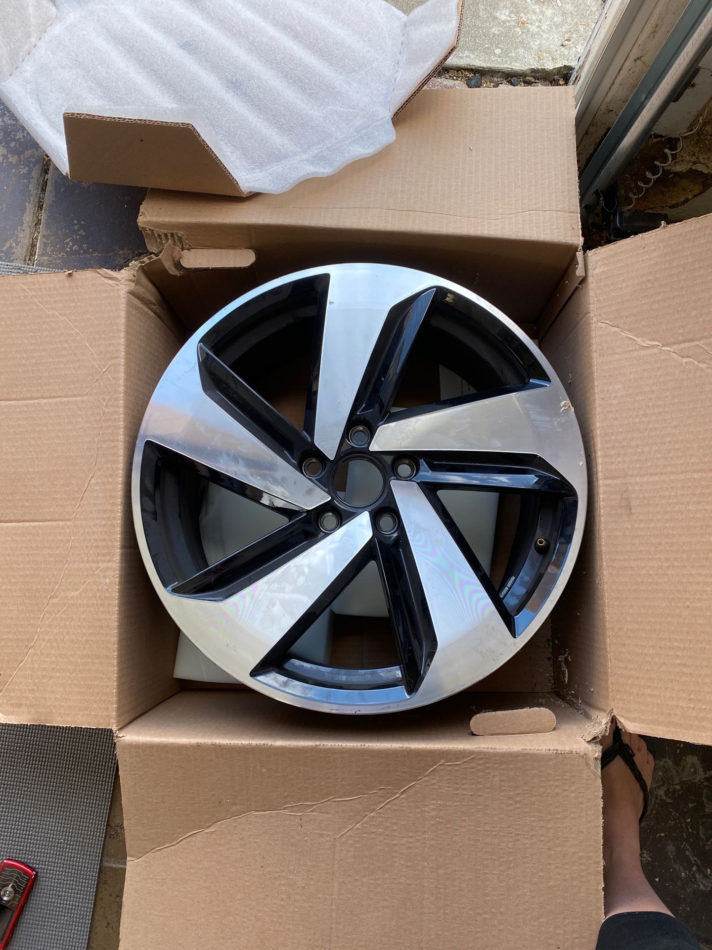PRICE CUT - GTI Dallas Wheel - Bent but presumably fixable