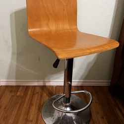 Wood bar stool