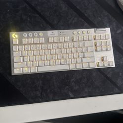 Logitech TKL KEYBOARD 