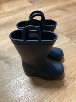 Toddler rain boots