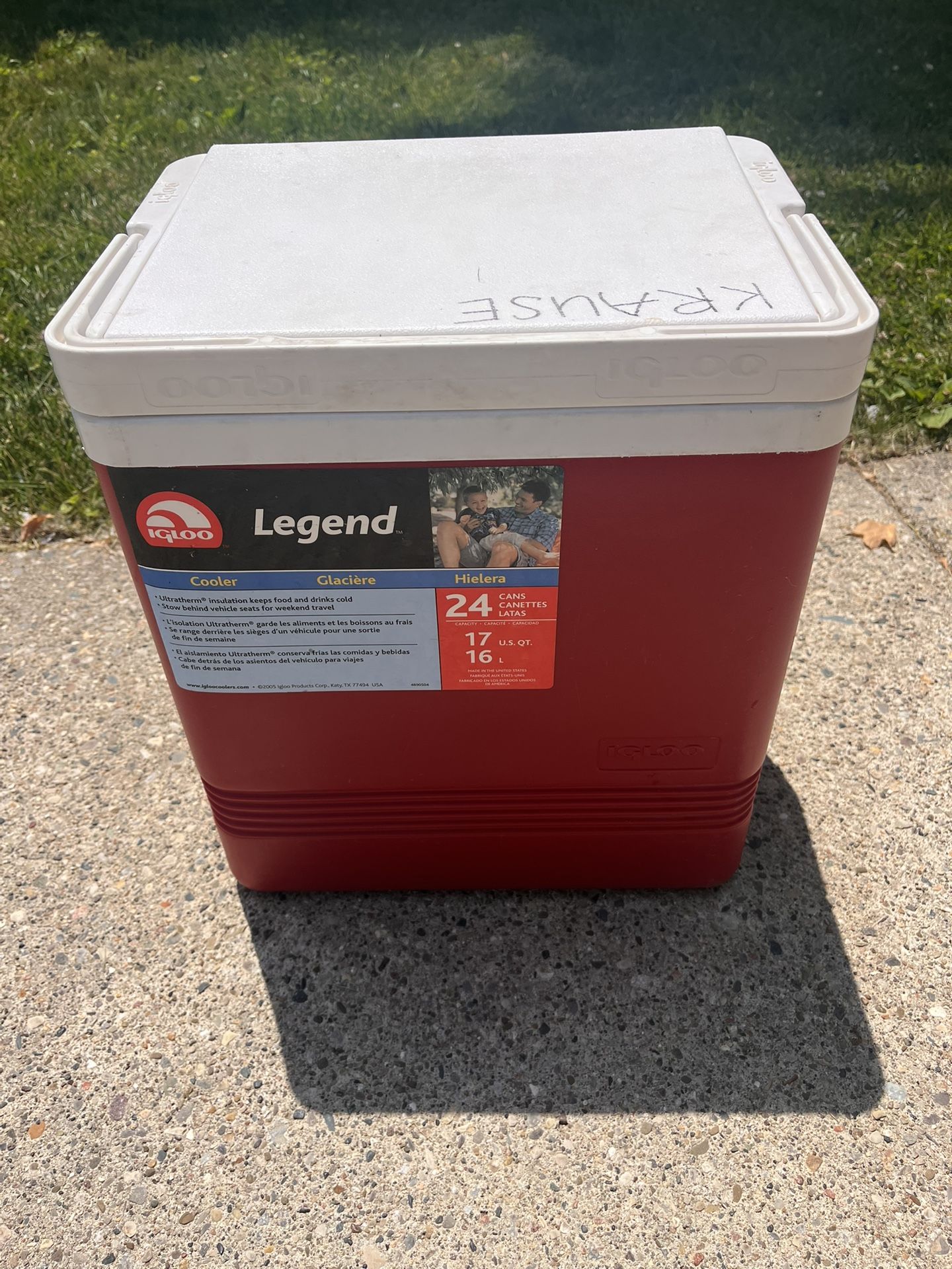Igloo 7 Quart Cooler Red White Legend Handle