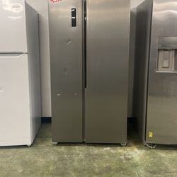 Frigidaire gallery side-by-side refrigerator D KMW