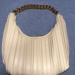 White Shoulder Bag