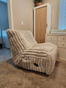 Faux Fir Recliner Chair