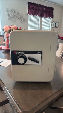 Sentry 1250 Safe