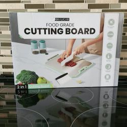 Cutting Board - BRAND NEW + FREE Bench Scraper