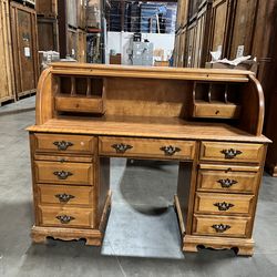 Wooden desk obo