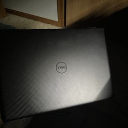 Dell vostro 7620 Gaming Laptop 