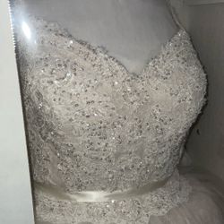 Oleg Cassini Wedding Dress