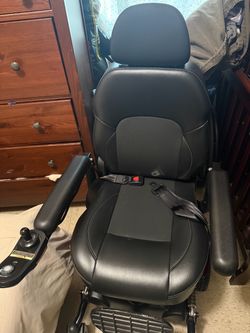 Power Wheelchair with Joystick Controller INCLUDES CHARGER