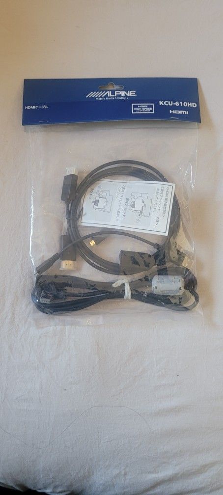 ALPINE HDMI CABLE KCU-610HD